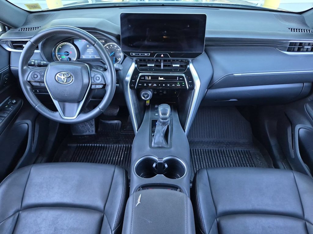 Thumbnail: 2023 Toyota Venza - 10