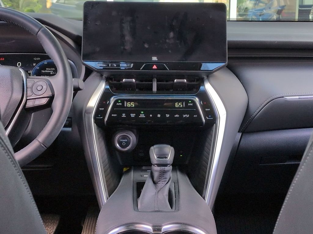 Thumbnail: 2023 Toyota Venza - 15
