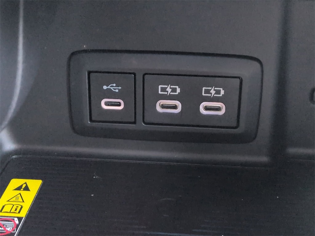 Thumbnail: 2024 Toyota Venza - 19