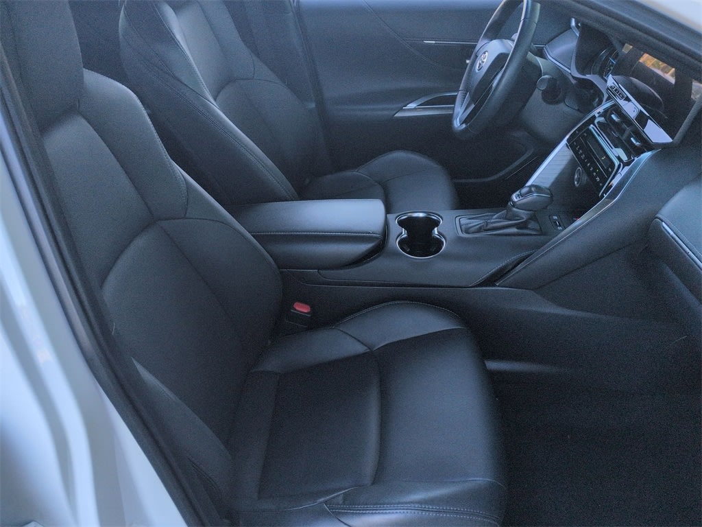 Thumbnail: 2024 Toyota Venza - 11