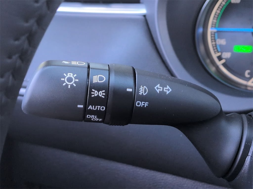 Thumbnail: 2024 Toyota Venza - 34