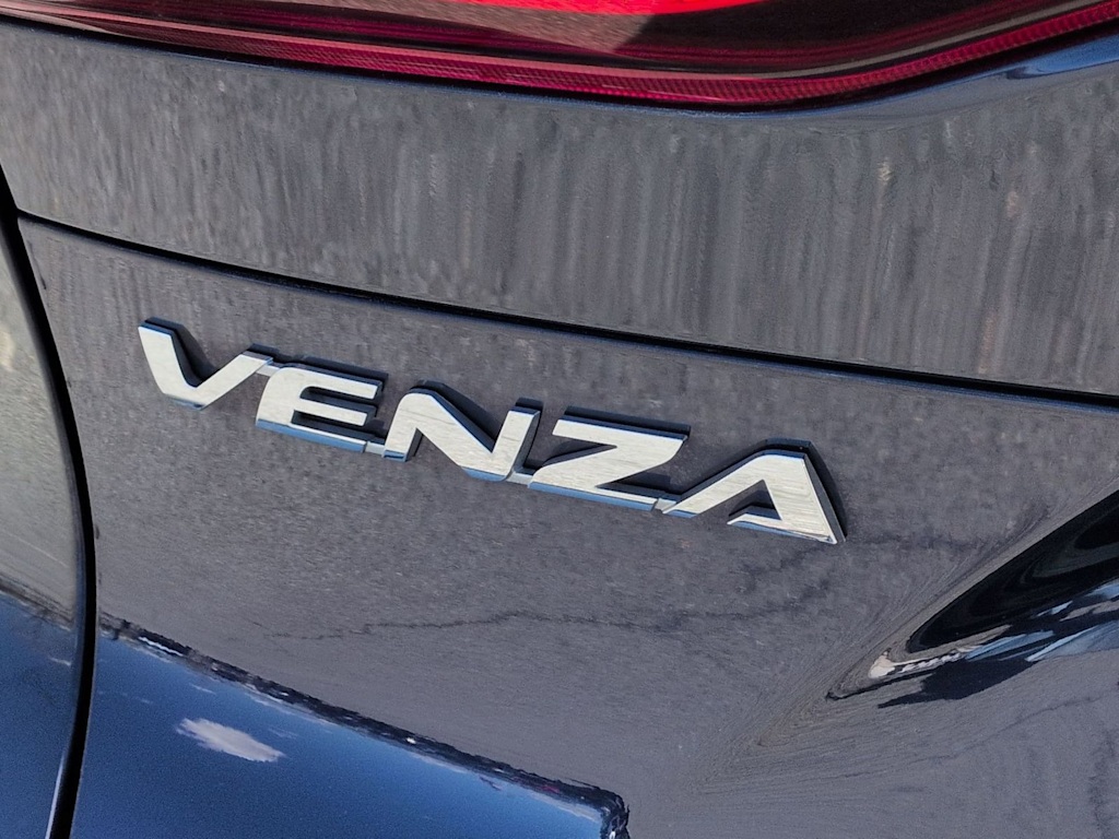 Thumbnail: 2021 Toyota Venza - 26
