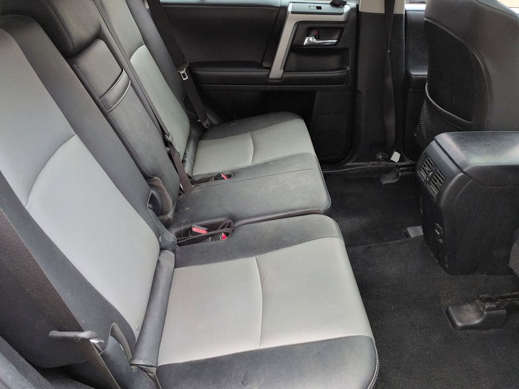 Thumbnail: 2019 Toyota 4Runner - 30