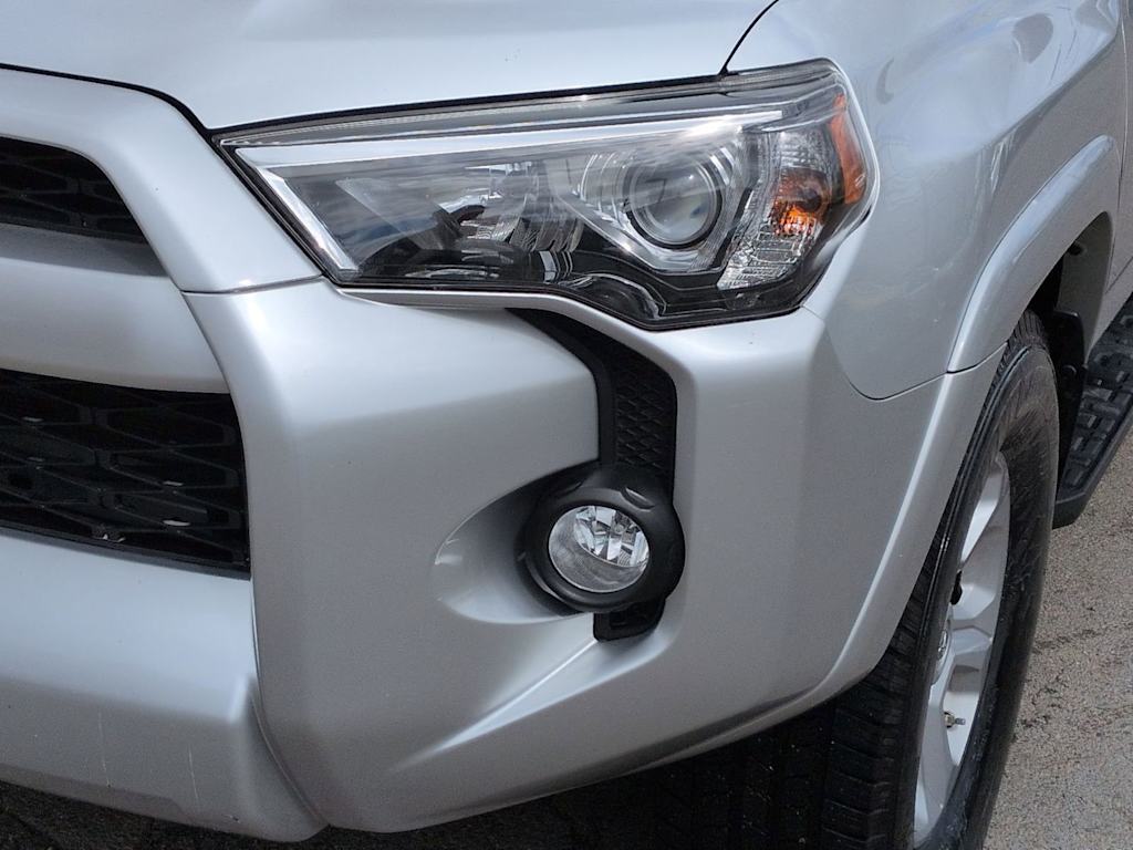 Thumbnail: 2019 Toyota 4Runner - 26