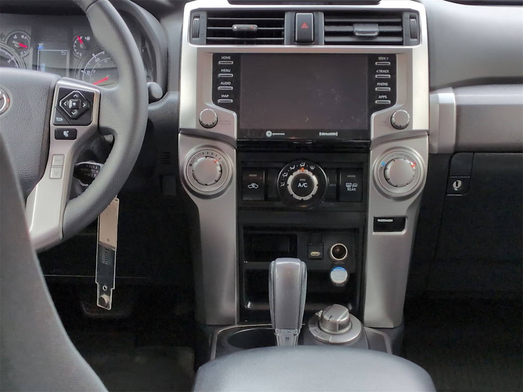 Thumbnail: 2020 Toyota 4Runner - 14