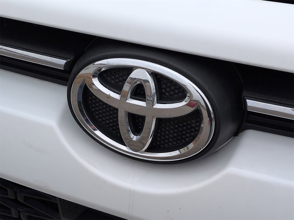 Thumbnail: 2020 Toyota 4Runner - 6