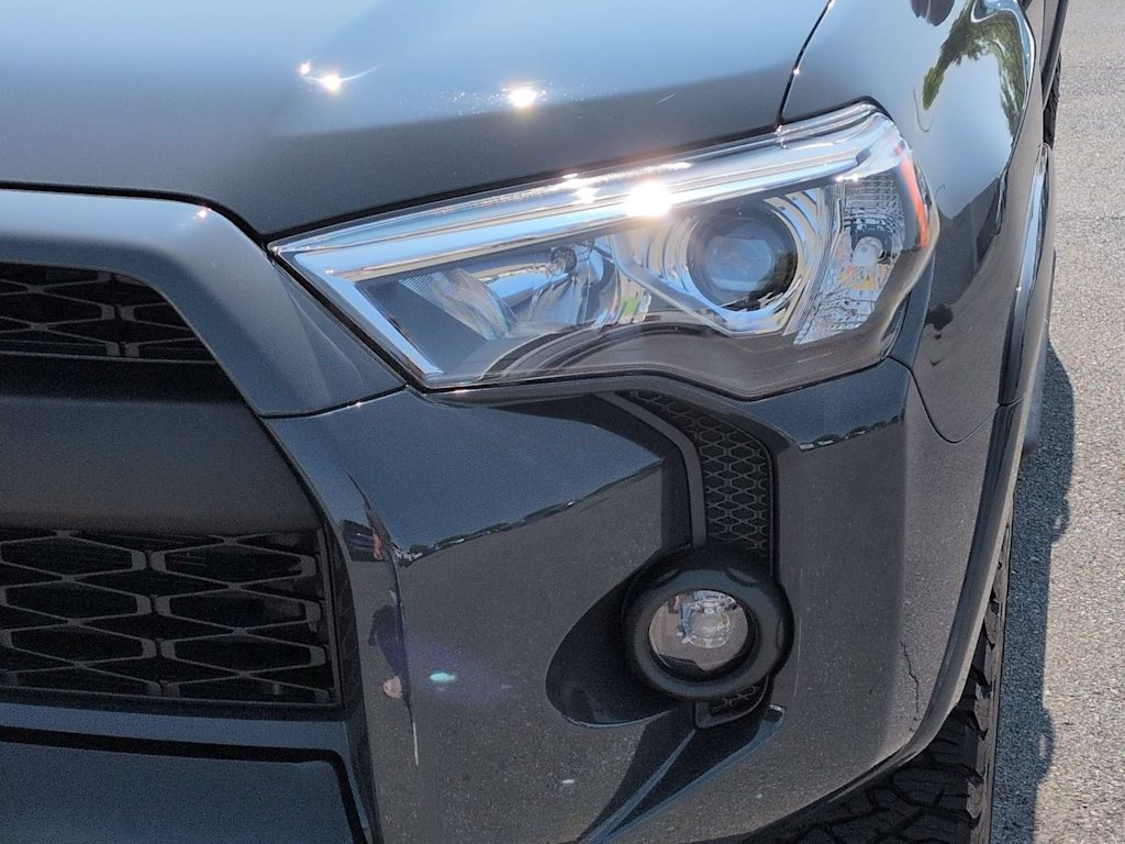 Thumbnail: 2024 Toyota 4Runner - 25