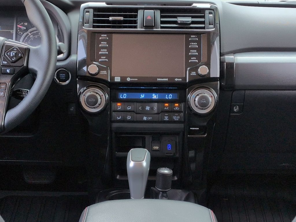 Thumbnail: 2024 Toyota 4Runner - 14