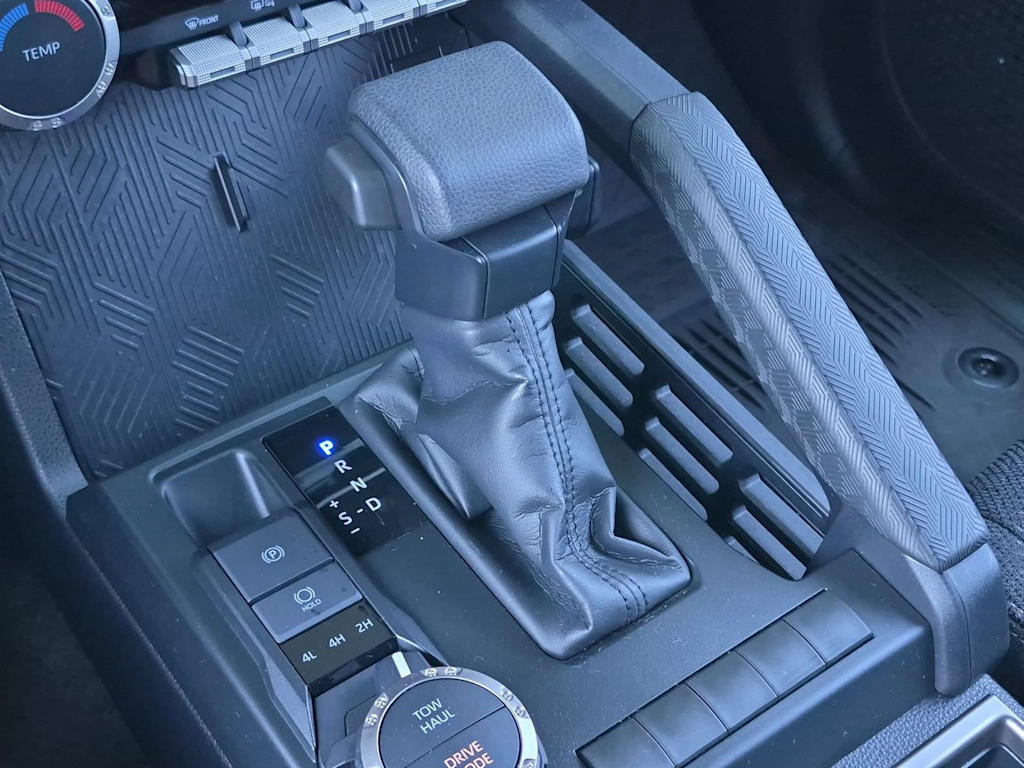 Thumbnail: 2025 Toyota 4Runner - 17