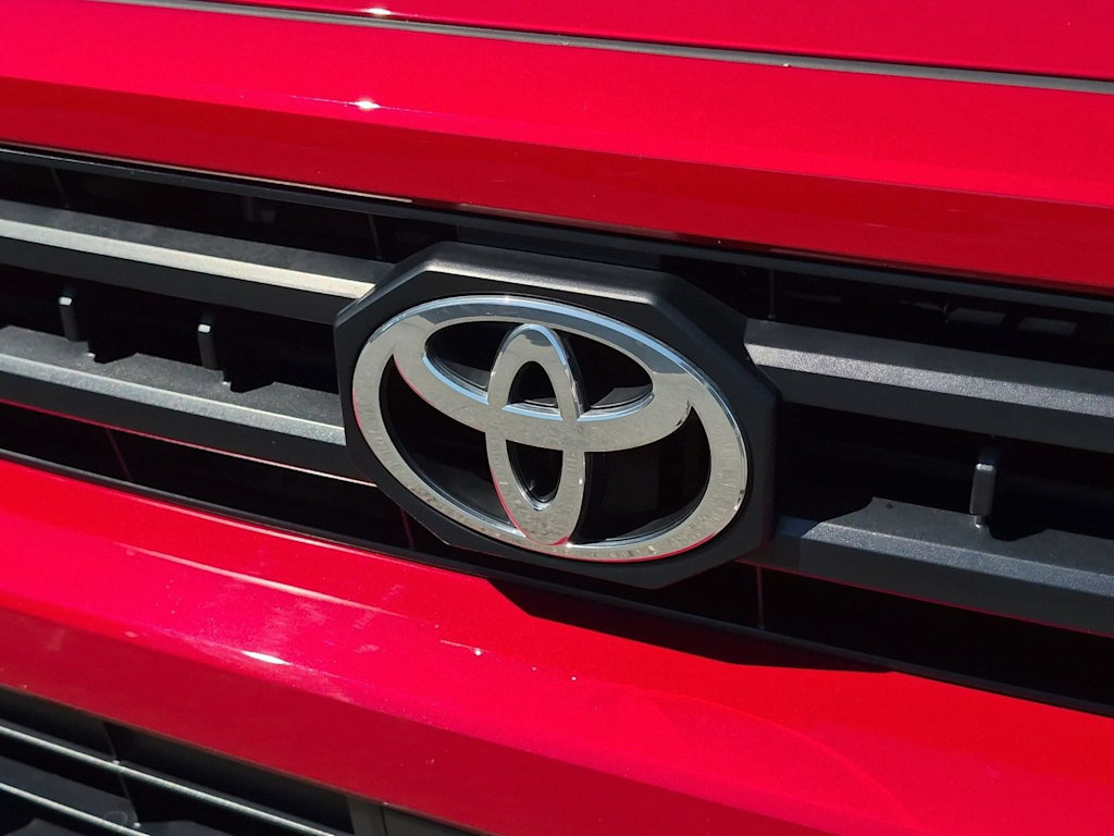 Thumbnail: 2025 Toyota 4Runner - 7