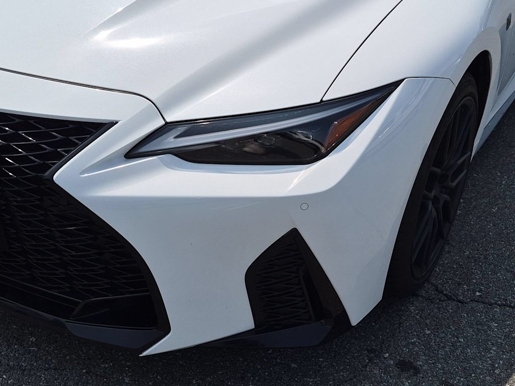 Thumbnail: 2024 Lexus ES - 24