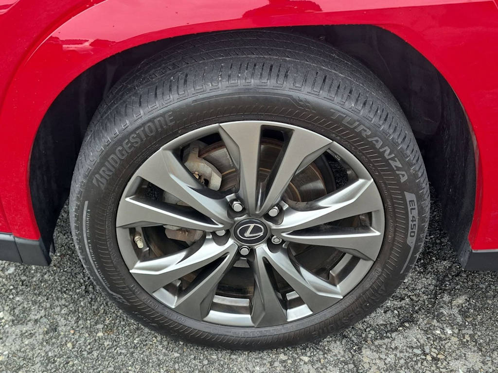 Thumbnail: 2024 Lexus UX - 7