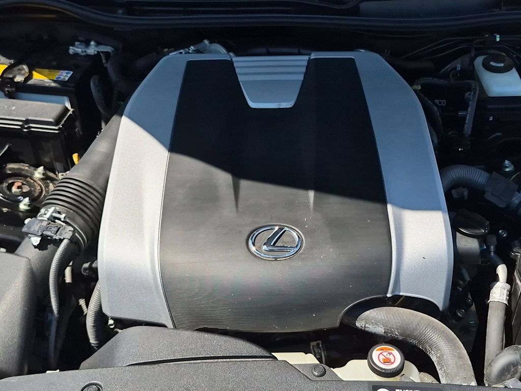 Thumbnail: 2018 Lexus IS - 9
