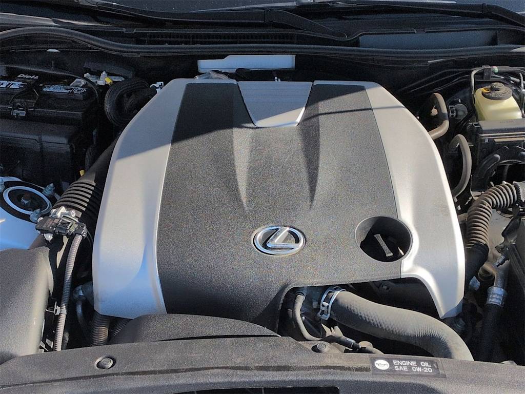 Thumbnail: 2017 Lexus IS - 9