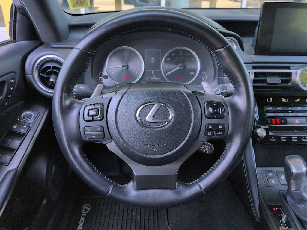Thumbnail: 2022 Lexus IS - 14