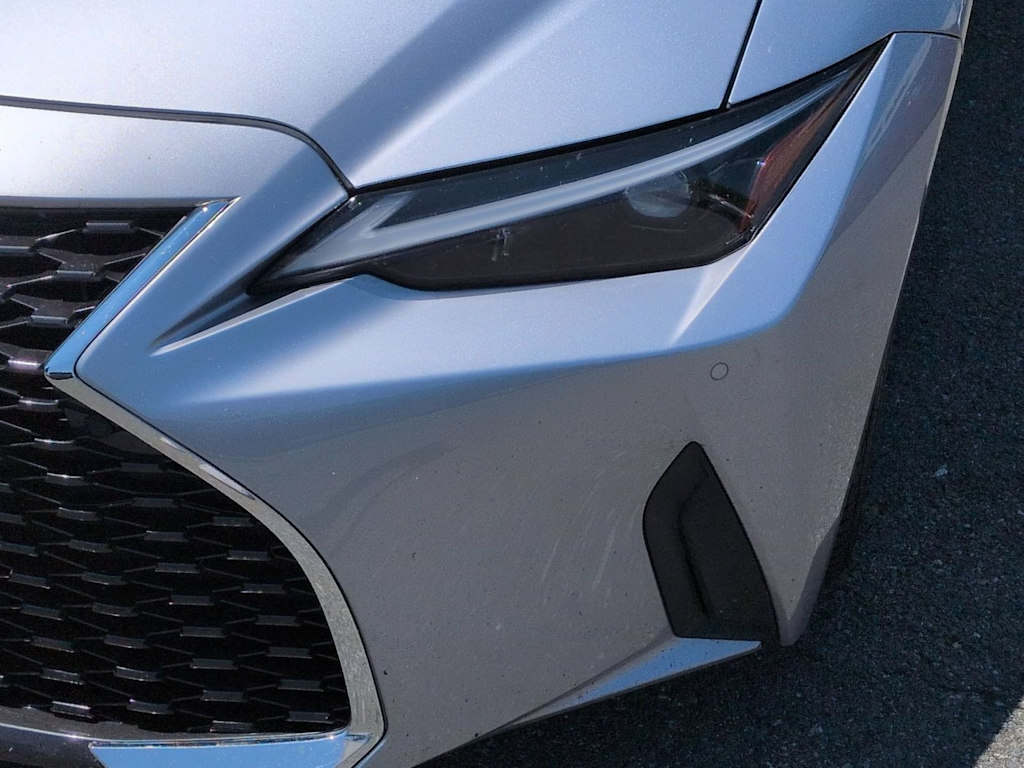 Thumbnail: 2022 Lexus IS - 25