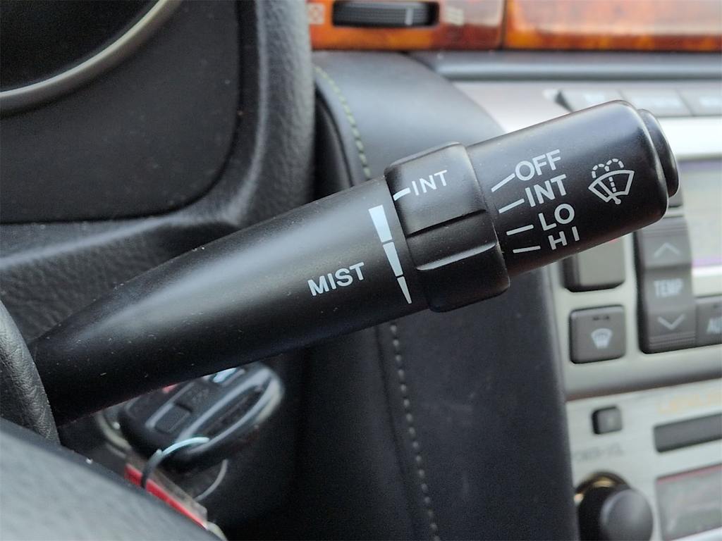 Thumbnail: 2005 Lexus SC - 32