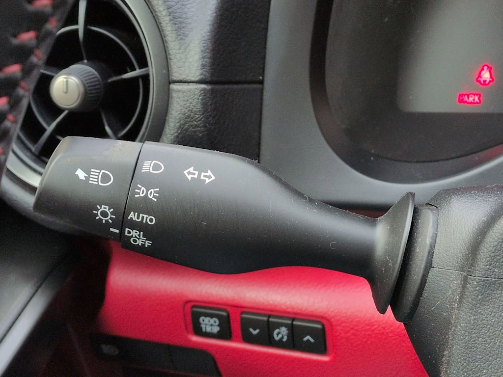 Thumbnail: 2023 Lexus IS - 15