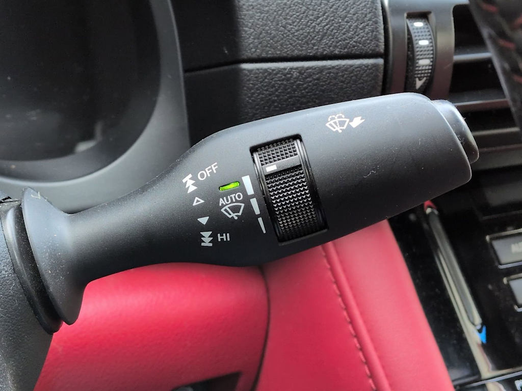 Thumbnail: 2023 Lexus IS - 34