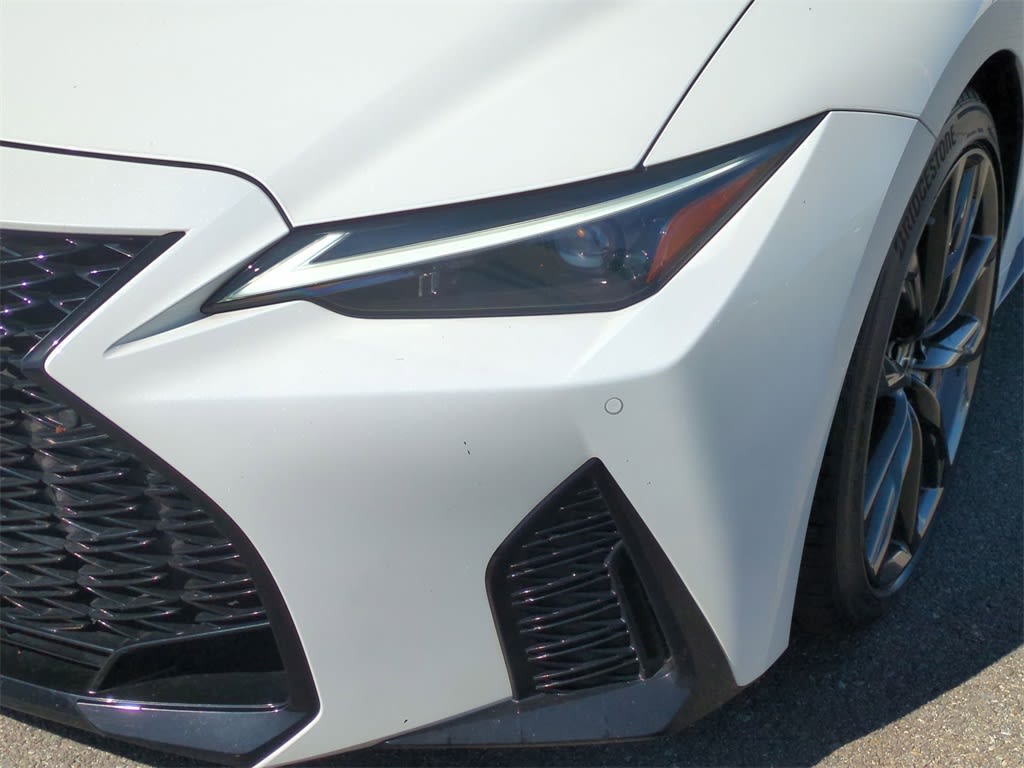 2023 Lexus IS 350 26