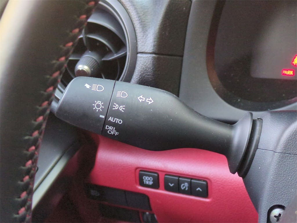 2023 Lexus IS 350 15