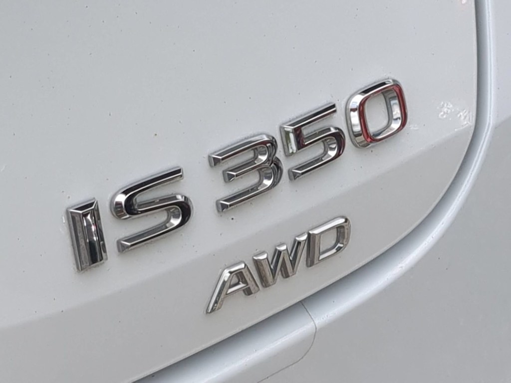 Thumbnail: 2023 Lexus IS - 27