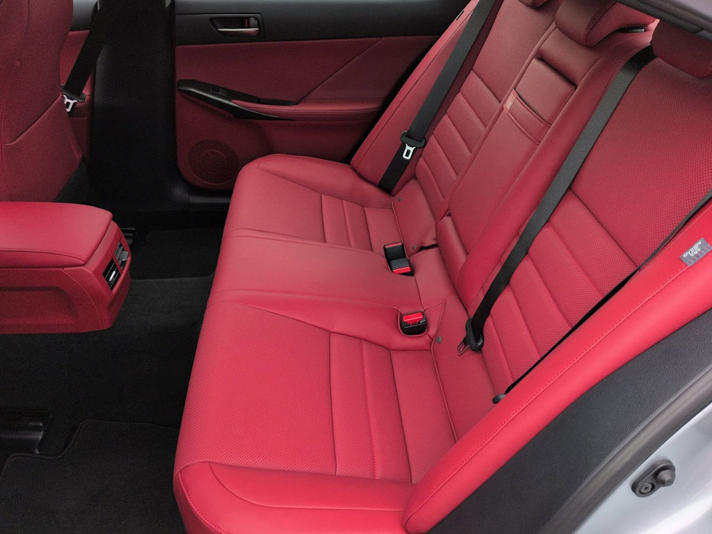 Thumbnail: 2025 Lexus ES - 13