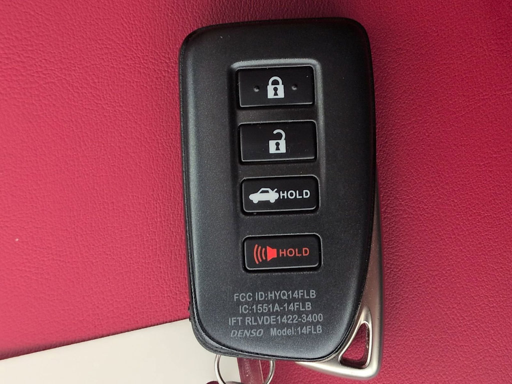 Thumbnail: 2025 Lexus ES - 20