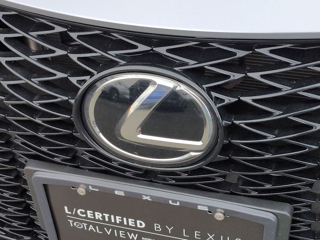 Thumbnail: 2025 Lexus ES - 7