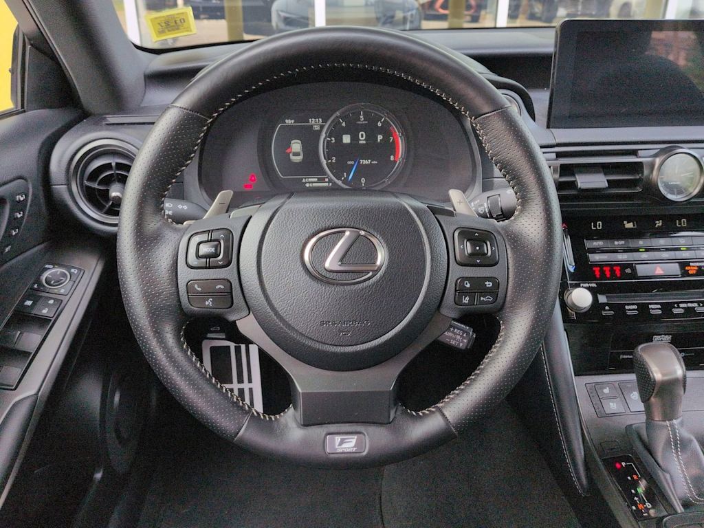 Thumbnail: 2025 Lexus ES - 14