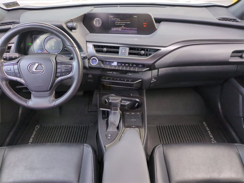 Thumbnail: 2022 Lexus UX - 9