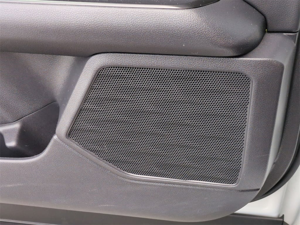 Thumbnail: 2022 Lexus UX - 37