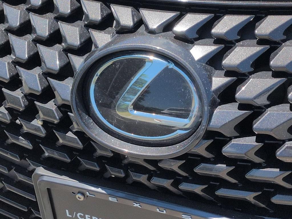 Thumbnail: 2024 Lexus UX - 9