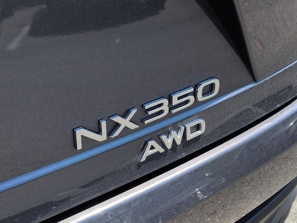 Thumbnail: 2024 Lexus ES - 6