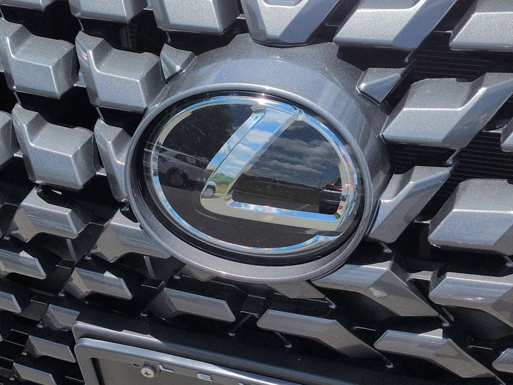 Thumbnail: 2023 Lexus GX - 6
