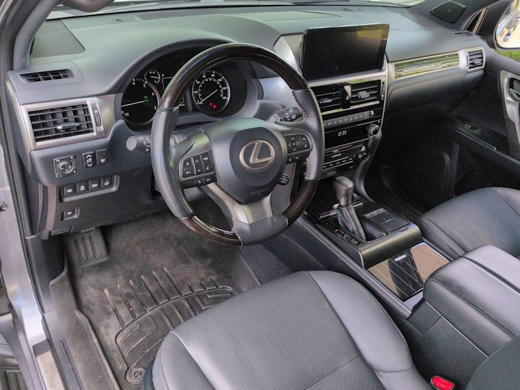 Thumbnail: 2023 Lexus GX - 2