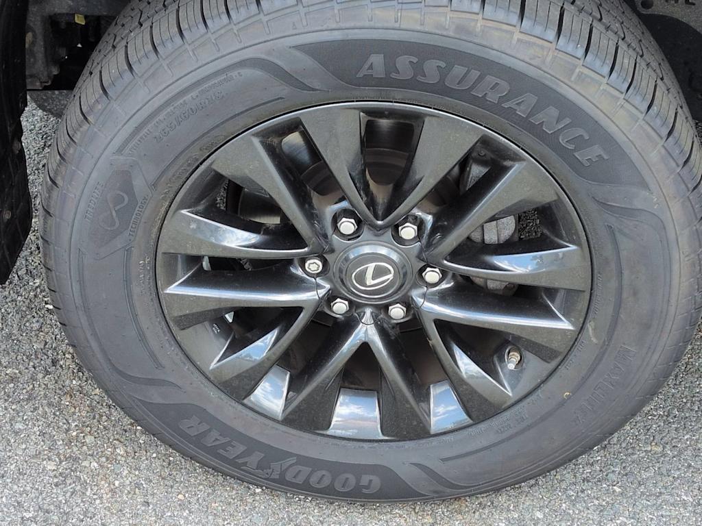 Thumbnail: 2023 Lexus GX - 7
