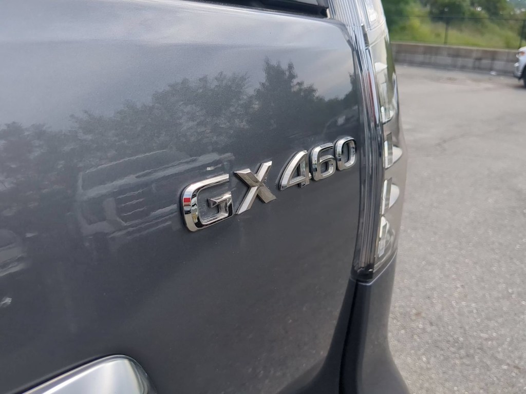 Thumbnail: 2021 Lexus GX - 26