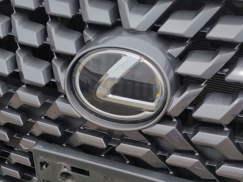 Thumbnail: 2023 Lexus GX - 7