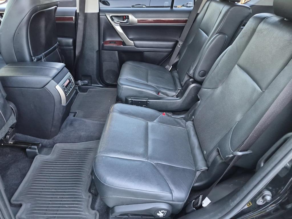 Thumbnail: 2019 Lexus GX - 29