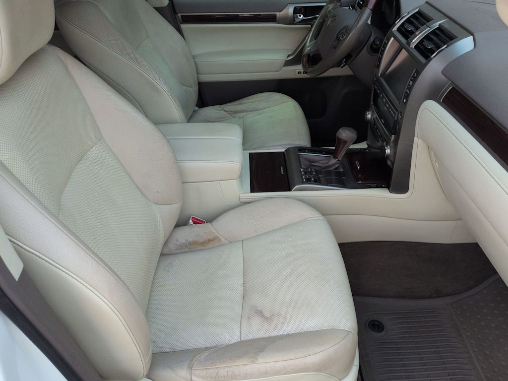 Thumbnail: 2015 Lexus GX - 31