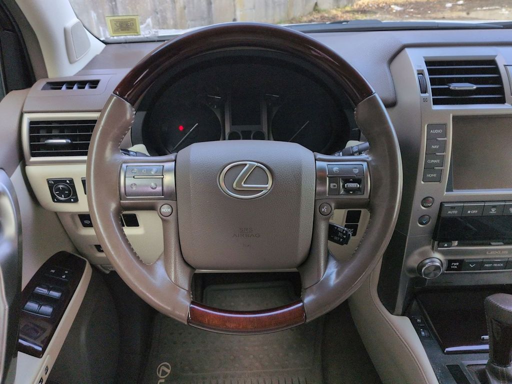 Thumbnail: 2015 Lexus GX - 14