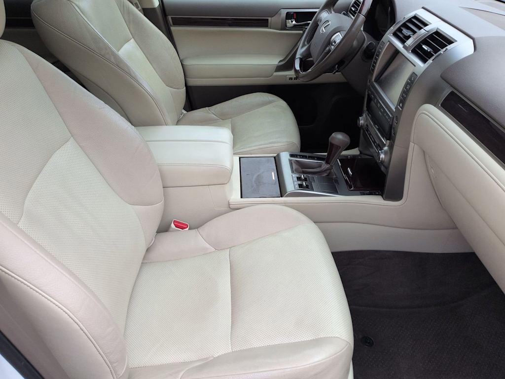 Thumbnail: 2018 Lexus GX - 10