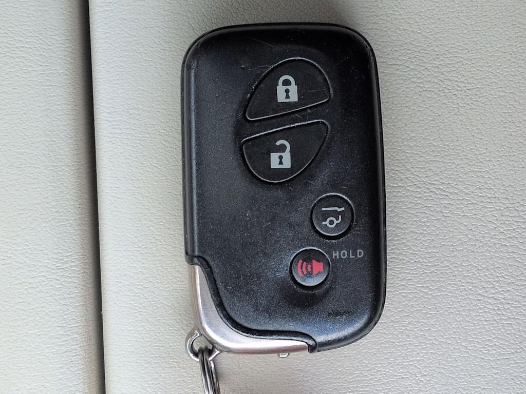 Thumbnail: 2018 Lexus GX - 17