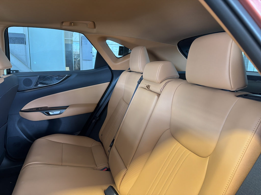 Thumbnail: 2025 Lexus ES - 19