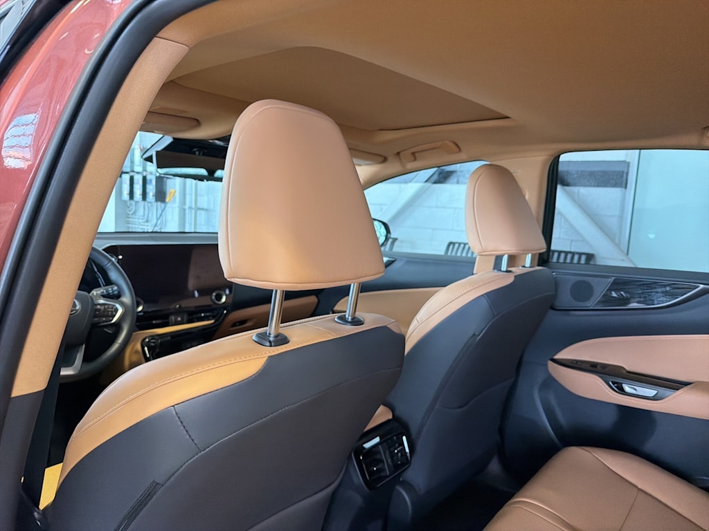 Thumbnail: 2025 Lexus ES - 11