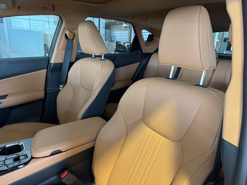 Thumbnail: 2025 Lexus ES - 10