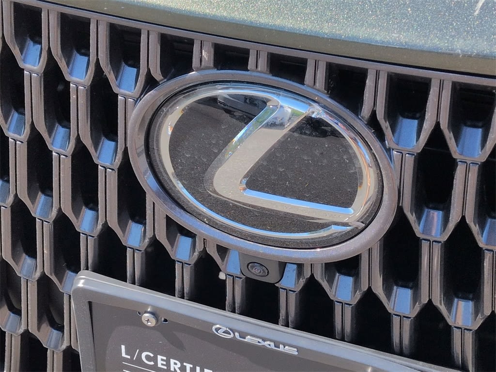 Thumbnail: 2025 Lexus ES - 8