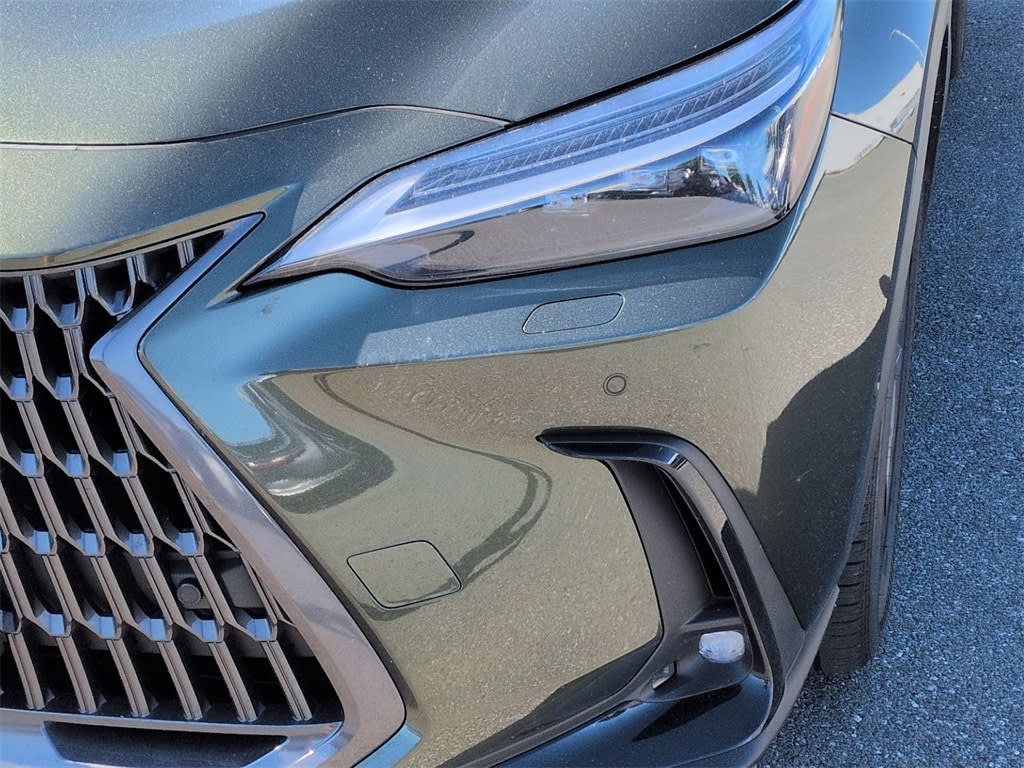 Thumbnail: 2025 Lexus ES - 26