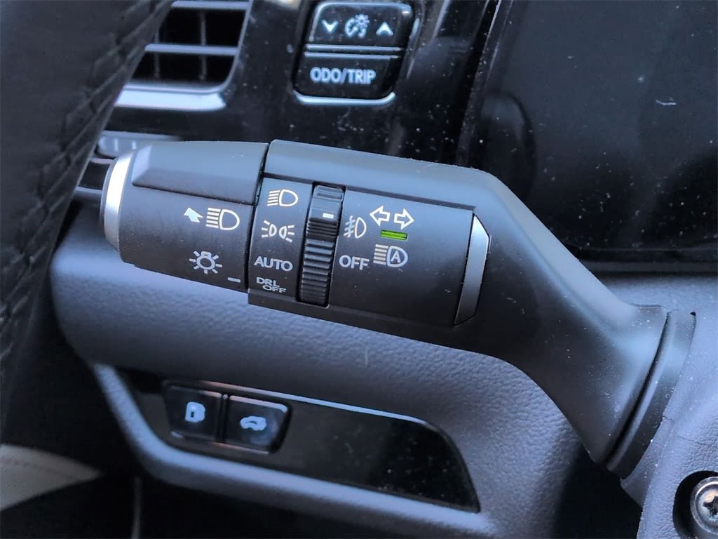 Thumbnail: 2025 Lexus ES - 35